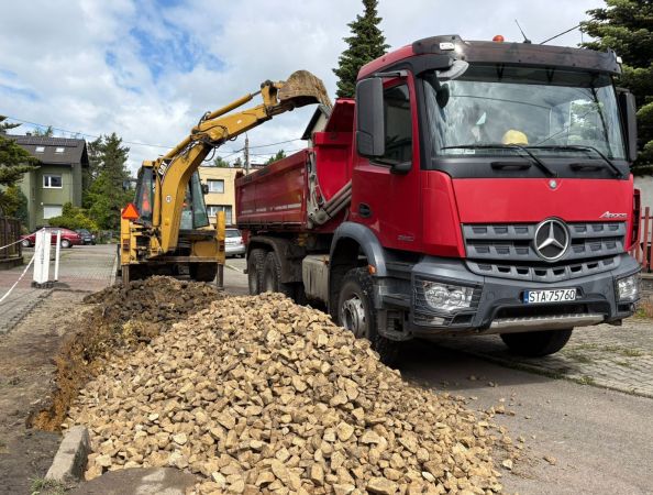 Uwaga kierowcy! Ruszają bieżące naprawy jezdni w mieście