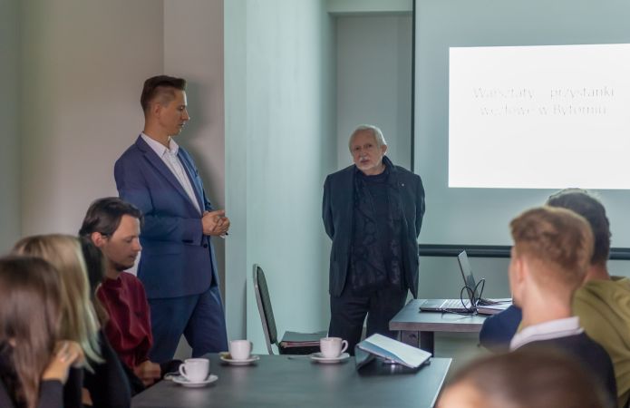 Studenci architektury z Polski i z Czech pracują nad koncepcją centrów przesiadkowych w Bytomiu