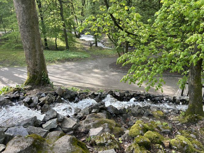 Źródełko na Górze Miłości w Parku Miejskim