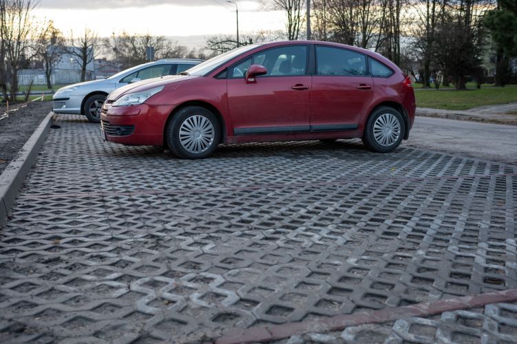 Budżet obywatelski - Nowe miejsca postojowe na osiedlu gen. Ziętka