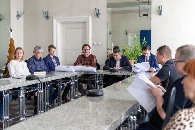 Rozmowa Prezydenta Bytomia z mieszkańcami o koncepcji budowy drogi na ul. Wiejskiej