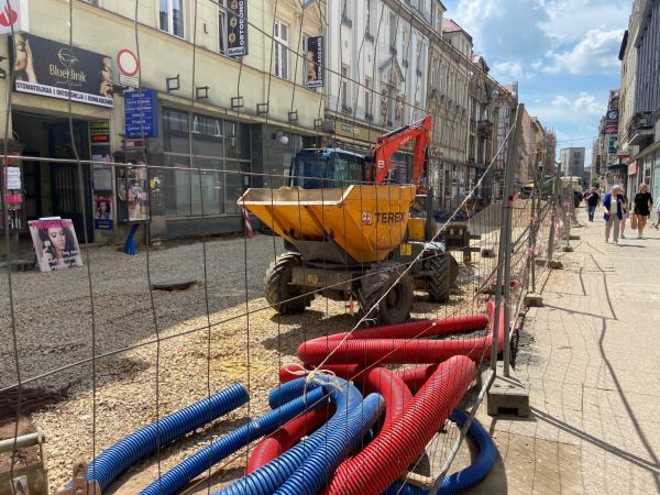 Trwa rewitalizacja ul. Dworcowej, jednej z najważniejszych ulic w naszym mieście