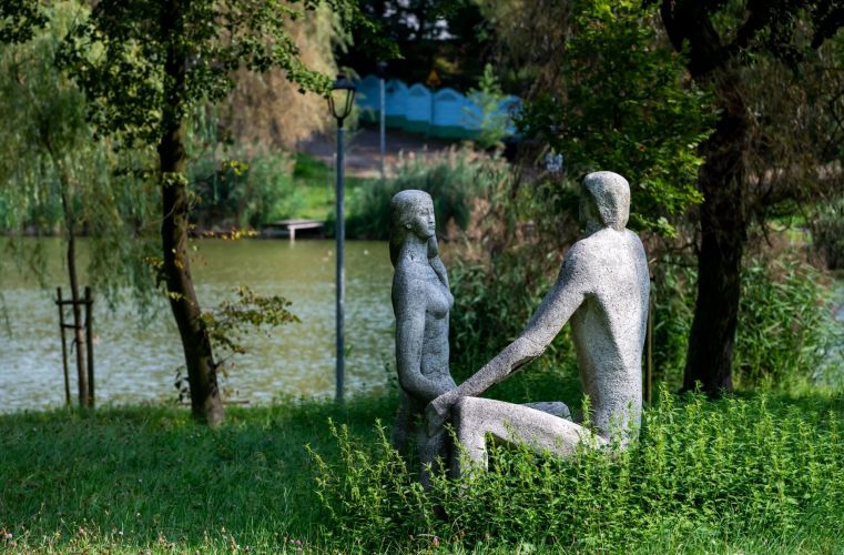 Umowa na remont rzeźny Dwoje podpisana