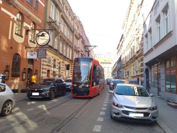 Roboty torowe na ul. Moniuszki. 19 i 20 października będą zmiany w kursowaniu tramwajów
