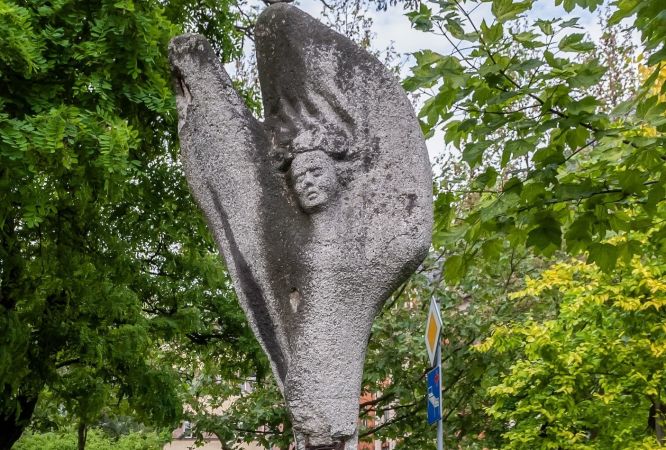 Nike z dotacją na remont