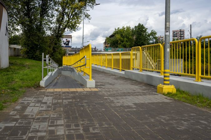 Kolejna inwestycja znosząca bariery dla osób z niepełnosprawnościami zakończona