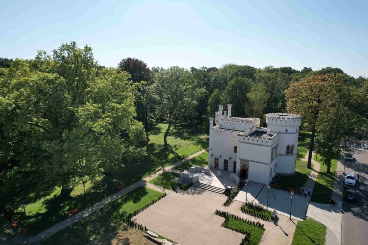 Park Tiele-Wincklerów w Miechowicach. Radni Rady Miejskiej podjęli uchwałę o zmianie nazwy Parku Ludowego