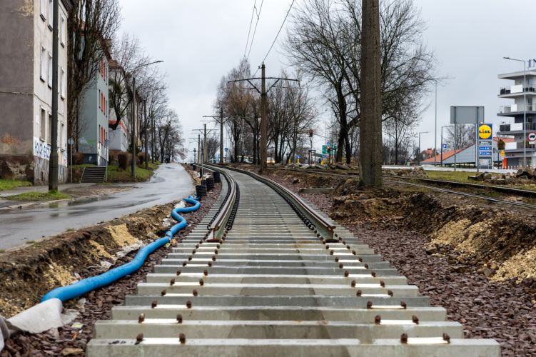 Przebudowa torowiska tramwajowego z centrum do zajezdni w Stroszku